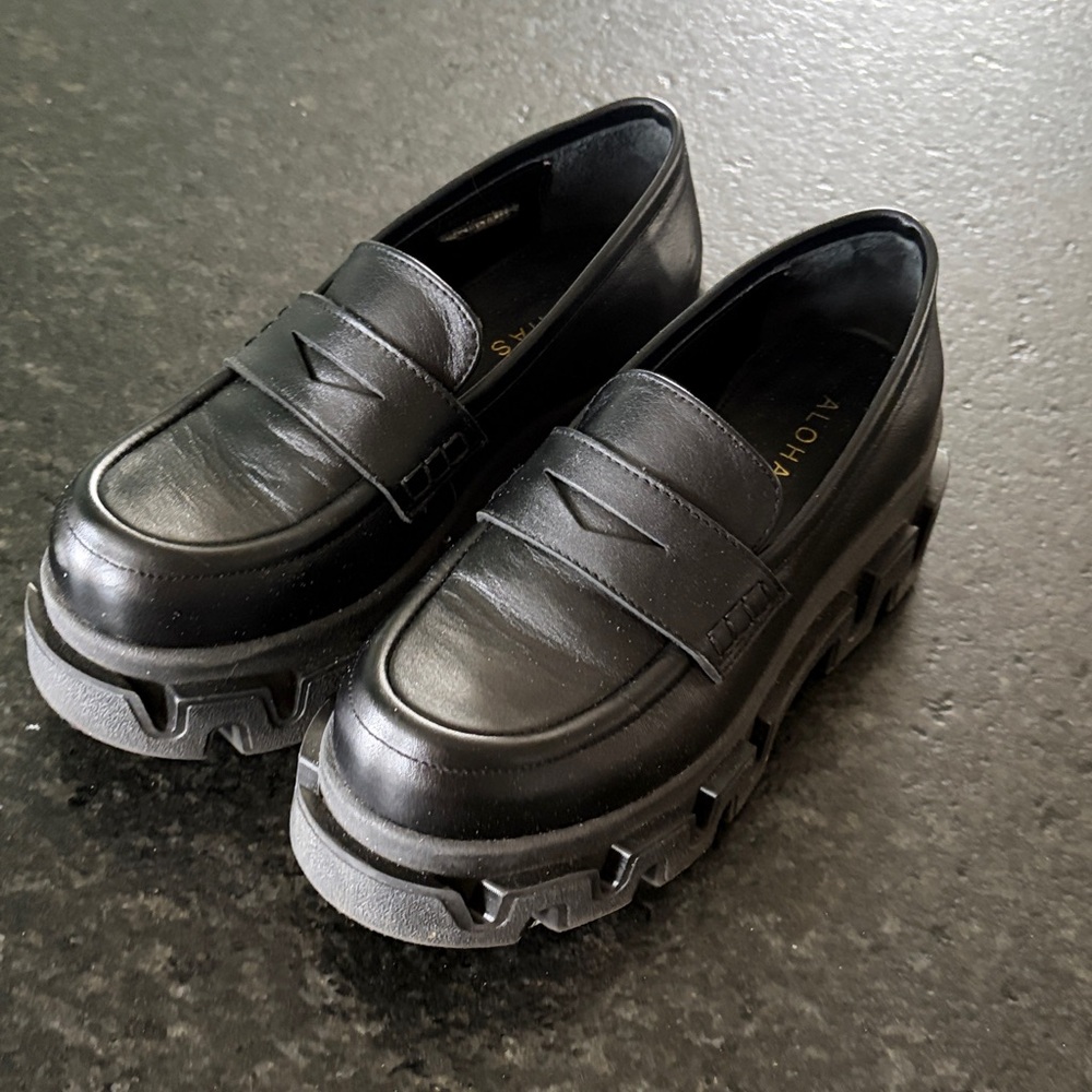 ALOHAS Black Leather Loafers with Chunky Sole